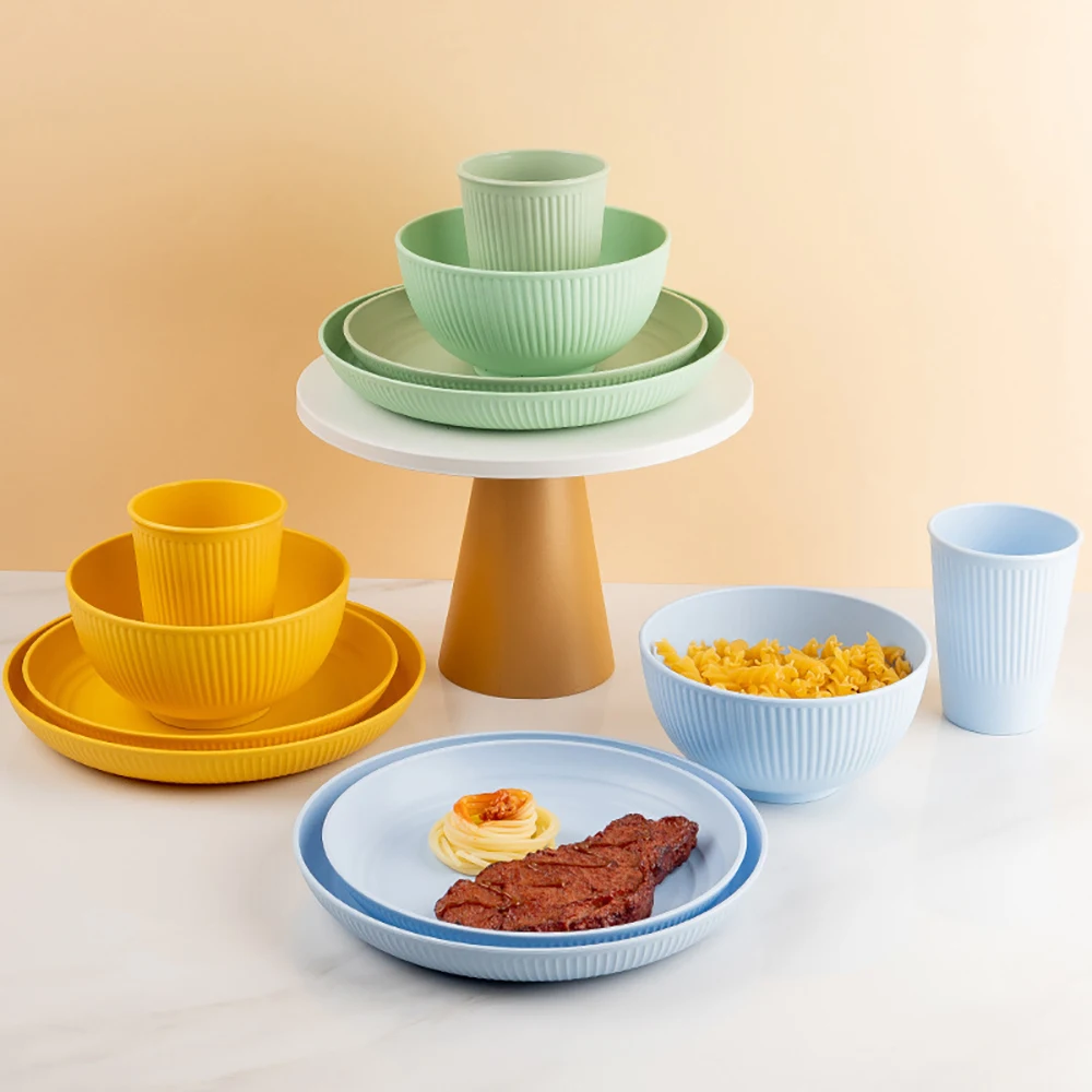 Colourful Set peralatan makan  - Camping Cooking And Eating Set ulasan dan harga